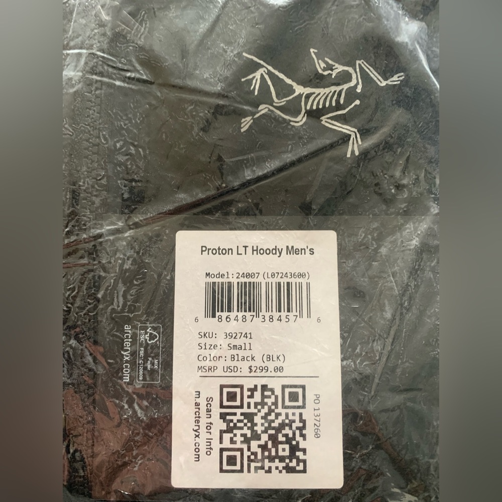 NWT Unopened Proton LT in Black size Small